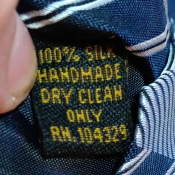 NWT Mario Masotti Silk Navy Tie 4/$10 - Picture 4 of 5